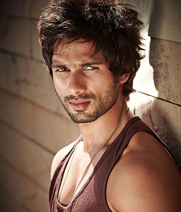 Shahid Kapoor gets a sexy tan for Rambo Rajkumar!